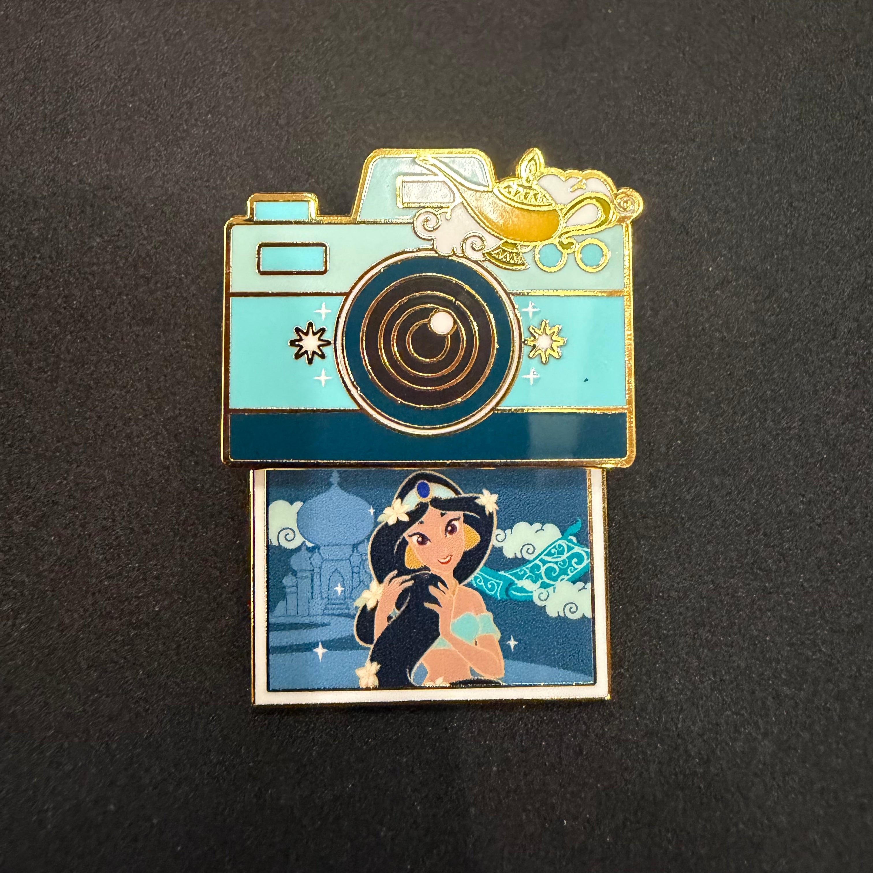 Disney Princess Camera Sliding Blind Box Pin - Jasmine